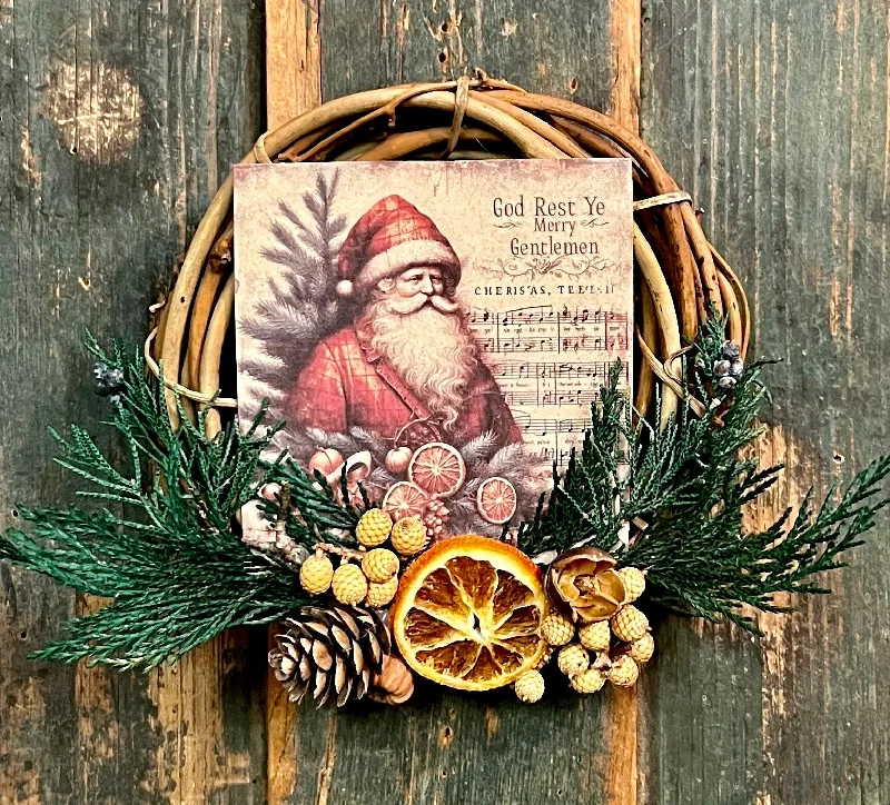 CD-HW11 Paper Santa with Dried Flowers Wreath