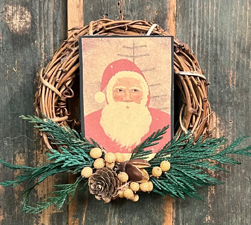 CD-HW9 Paper Santa with Dried Flowers Wreath