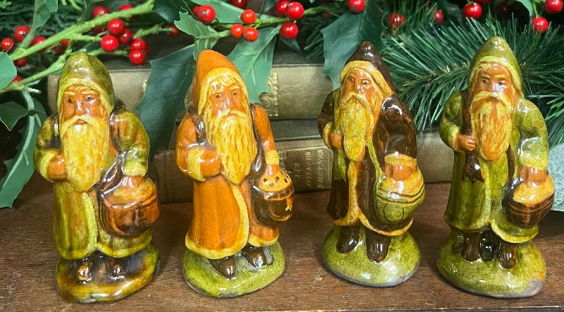 GMS-S36 Shooner Redware Santa with Sack Figurines