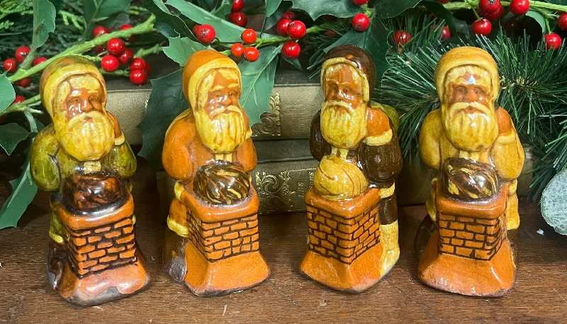 GMS-S39 Shooner Redware Santa with Chimney Figurines