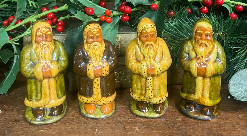 GMS-S40 Shooner Redware Santa Figurines