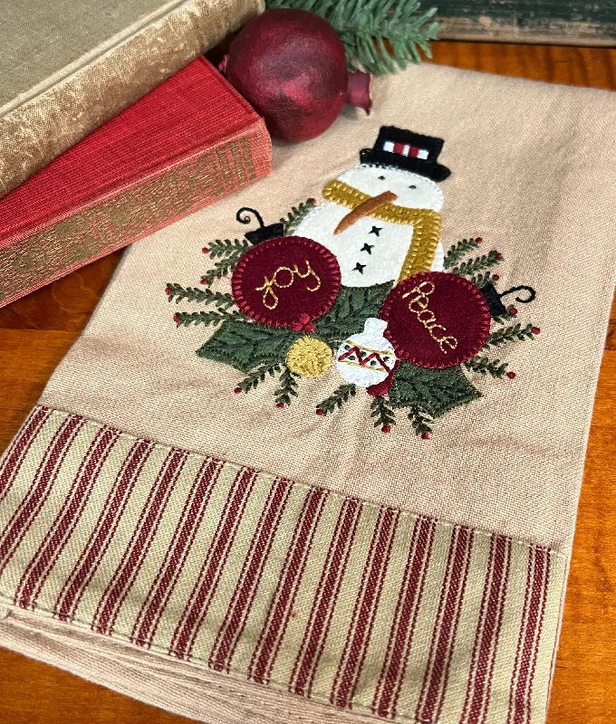 PEN-X37 Snowman & Ornaments Dish Towel