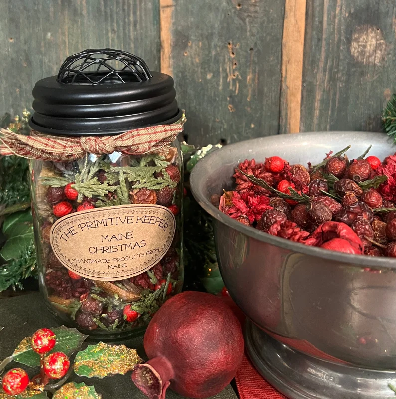 PK-PJ-MC Maine Christmas Scented Potpourri in Jar