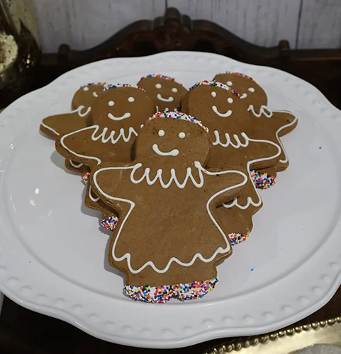 CH-077 Gingerbread women cookies