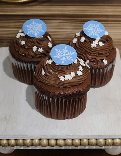 CH-061A Chocolate cupcake/white filling