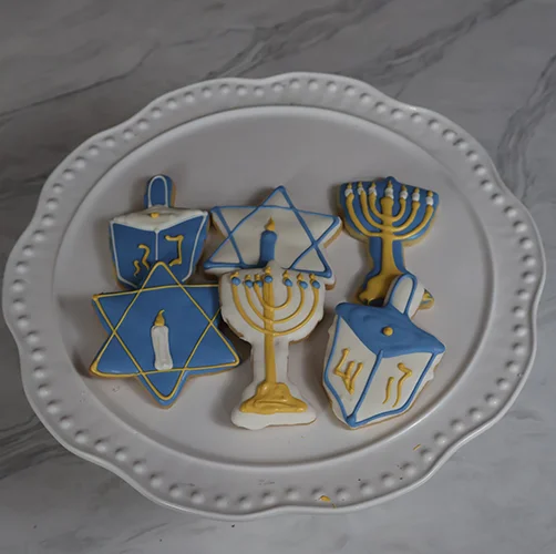 CH-075B  Assorted chocolate dipped Hanukkah cookies