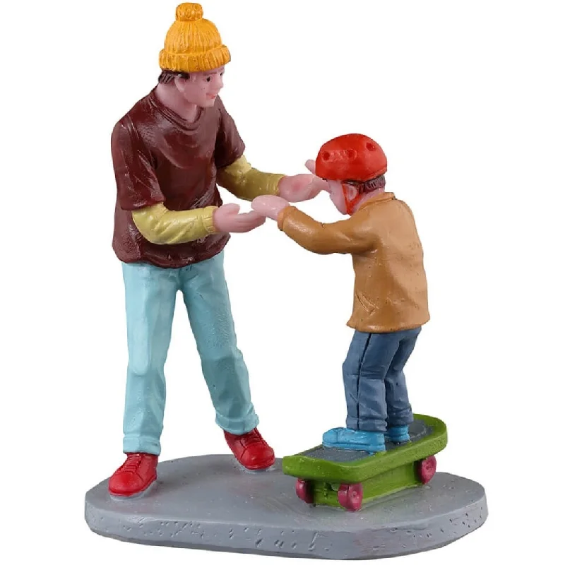 Lemax Caddington Village Figurine: Beginner Boarder #32204