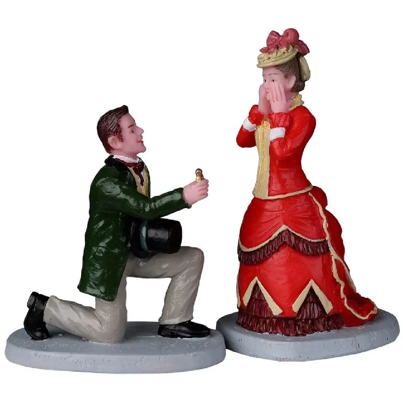 Lemax Caddington Village Figurines: The Proposal, Set of 2 #22141