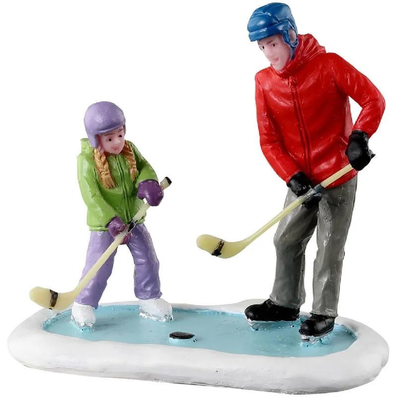 Lemax Vail Village Figurine: Father Daughter Practice Time #32218