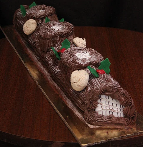 CH-052 Yule Log Large (Serves 20-25)